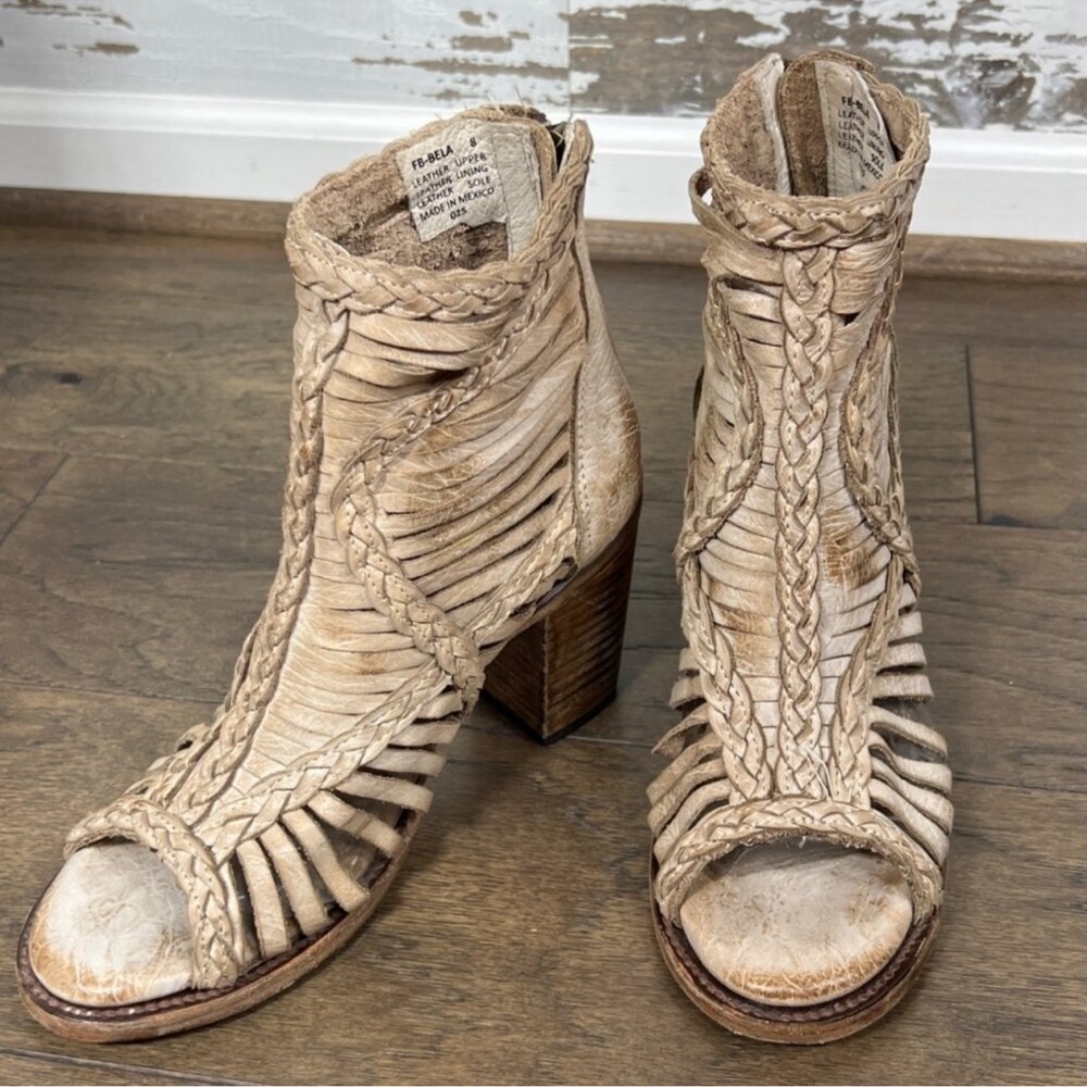 FREEBIRD Bela Open Toe Distressed Leather Booties Rustic Taupe Sz 8 EUC - Picture 2 of 11
